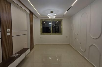 Apartment - 3 Bedrooms - 1 Bathroom for sale in Al Lebeny Axis - El Mariouteya - Faisal - Hay El Haram - Giza