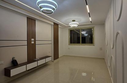 Apartment - 3 Bedrooms - 1 Bathroom for sale in Al Lebeny Axis - El Mariouteya - Faisal - Hay El Haram - Giza