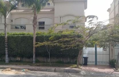 Twin House - 4 Bedrooms - 3 Bathrooms for sale in Al Patio 2 - North Investors Area - New Cairo City - Cairo