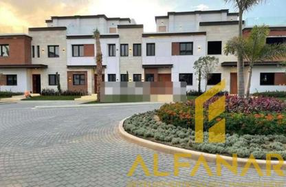 Townhouse - 5 Bedrooms - 4 Bathrooms for sale in Azzar 2 - 5th Settlement Compounds - The 5th Settlement - New Cairo City - Cairo