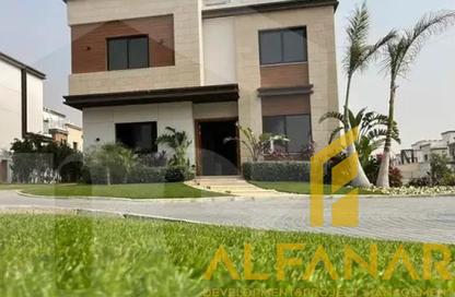 Townhouse - 5 Bedrooms - 4 Bathrooms for sale in Azzar 2 - 5th Settlement Compounds - The 5th Settlement - New Cairo City - Cairo