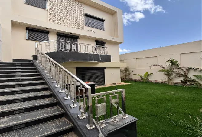 72450872 - Property Image 3