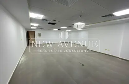 مساحات مكتبية - 2 غرف نوم - 2 حمامات للايجار في مول ساوث جيت - شارع التسعين الجنوبي - التجمع الخامس - مدينة القاهرة الجديدة - القاهرة