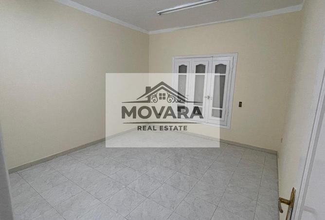 71652381 - Property Image 2