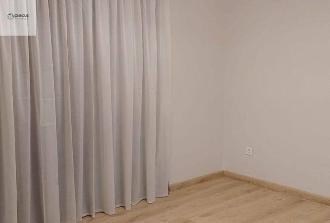 81040869 - Property Image 3
