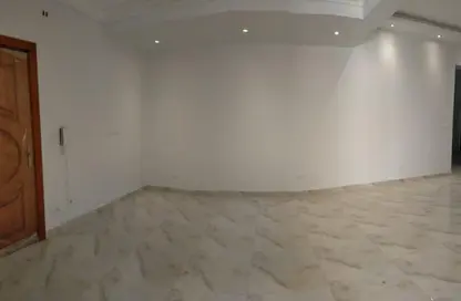 Apartment - 3 Bedrooms - 2 Bathrooms for rent in Al Narges 1 - Al Narges - New Cairo City - Cairo