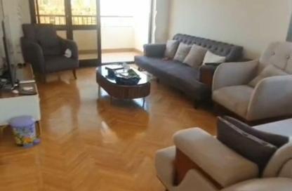شقة - 4 غرف نوم - 2 حمامات للبيع في ميدان الاسماعيليه - ميدان الاسماعيليه - مصر الجديدة - القاهرة
