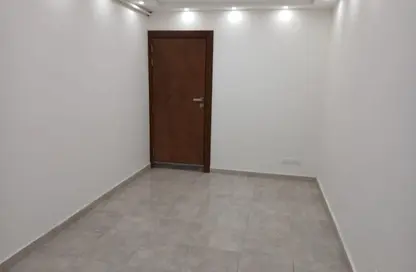 شقة - 3 غرف نوم - 2 حمامات للايجار في شارع صلاح سالم - روكسي - مصر الجديدة - القاهرة