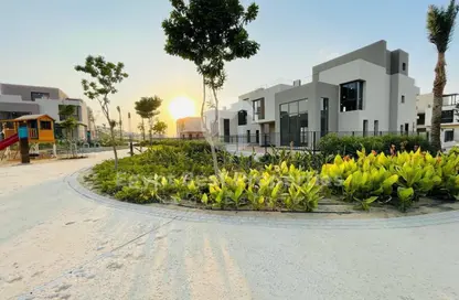 Apartment - 3 Bedrooms - 3 Bathrooms for sale in Sodic East - 6th District - New Heliopolis - Cairo