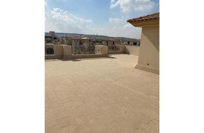 Villa - 5 Bedrooms - 5 Bathrooms for sale in Royal City - Sheikh Zayed Compounds - Sheikh Zayed City - Giza