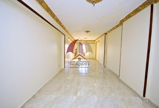 98824364 - Property Image 2