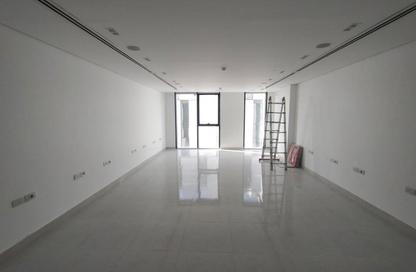 Office Space - Studio - 1 Bathroom for rent in Hyde Park Business District Mall - South Teseen St. - The 5th Settlement - New Cairo City - Cairo