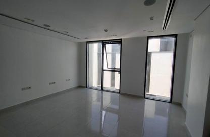 Office Space - Studio - 1 Bathroom for rent in Hyde Park Business District Mall - South Teseen St. - The 5th Settlement - New Cairo City - Cairo