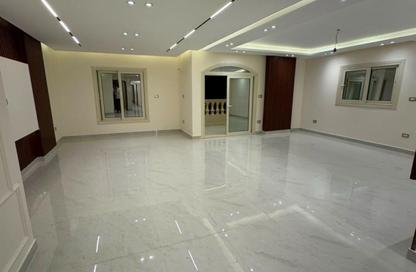 Apartment - 3 Bedrooms - 3 Bathrooms for sale in Ismail Al Kabbany St. - 1st Zone - Nasr City - Cairo