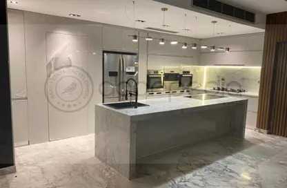 Apartment - 3 Bedrooms - 3 Bathrooms for sale in Lake View Residence - 5th Settlement Compounds - The 5th Settlement - New Cairo City - Cairo