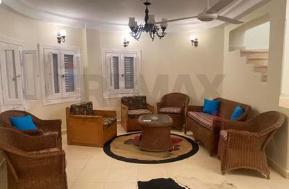 فيلا - 6 غرف نوم - 4 حمامات للبيع في سيدي كرير - قسم برج العرب - الساحل الشمالي