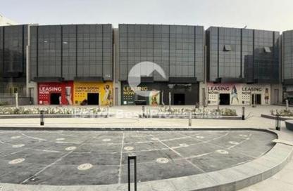 Retail - Studio - 3 Bathrooms for sale in One Golden Square Mall - The 5th Settlement - New Cairo City - Cairo