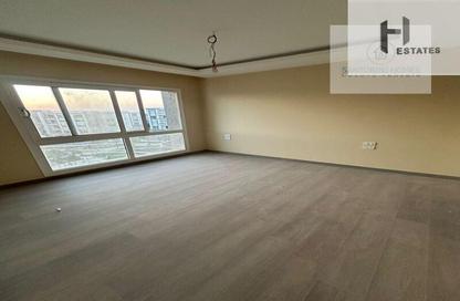 Apartment - 3 Bedrooms - 3 Bathrooms for rent in Garden Residence - Hyde Park - New Cairo City - Cairo