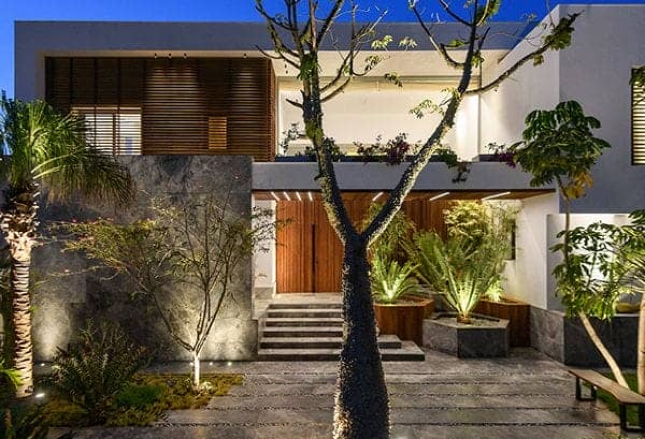 3BR Chalet | Prime Location | Hacienda White thumbnail