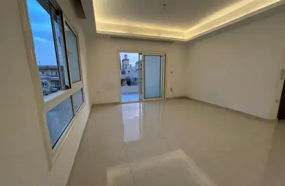 Apartment - 3 Bedrooms - 2 Bathrooms for rent in Area B - Ganoob El Acadimia - New Cairo City - Cairo