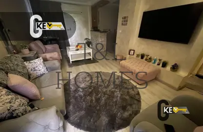 شقة - غرفة نوم - 1 حمام للايجار في شارع طلعت مصطفي - الرحاب المرحلة الخامسة - الرحاب - مدينة القاهرة الجديدة - القاهرة