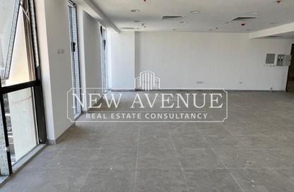 Office Space - 2 Bedrooms - 2 Bathrooms for rent in Hyde Park Business District Mall - South Teseen St. - The 5th Settlement - New Cairo City - Cairo