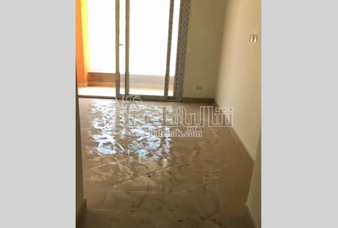 76233204 - Property Image 2