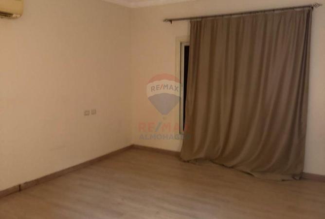 98824623 - Property Image 3