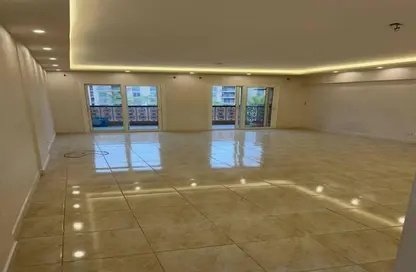 Apartment - 3 Bedrooms - 3 Bathrooms for rent in El Rehab Extension - Al Rehab - New Cairo City - Cairo