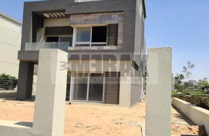 Villa - 3 Bedrooms - 5 Bathrooms for sale in Hyde Park - New Cairo City - Cairo