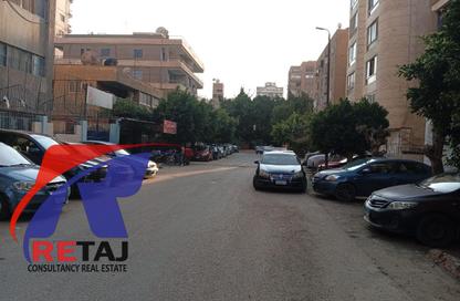 Apartment - 3 Bedrooms - 1 Bathroom for sale in Makram Ebeid St. - 6th Zone - Nasr City - Cairo