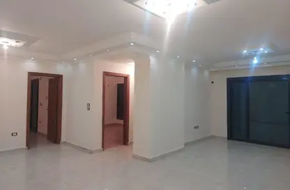 شقة - 3 غرف نوم - 2 حمامات للايجار في الطريق الدائري - زهراء المعادي - حي المعادي - القاهرة