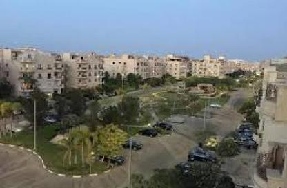 Apartment - 2 Bedrooms - 2 Bathrooms for sale in 8th District - Sheikh Zayed City - Giza