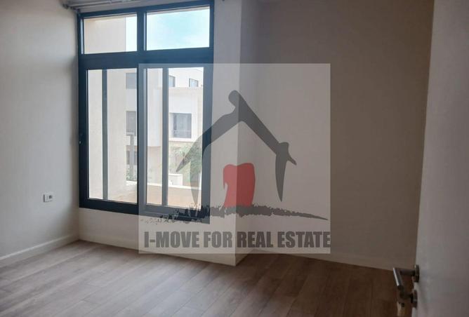 8709012 - Property Image 3