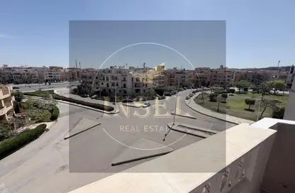 Apartment - 3 Bedrooms - 2 Bathrooms for rent in Ganoob El Acadimia - New Cairo City - Cairo