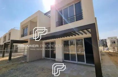 Villa - 5 Bedrooms - 6 Bathrooms for sale in Palm Hills New Cairo - 5th Settlement Compounds - The 5th Settlement - New Cairo City - Cairo