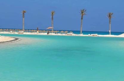 شاليه - 3 غرف نوم - 3 حمامات للبيع في سيشور - راس الحكمة - الساحل الشمالي