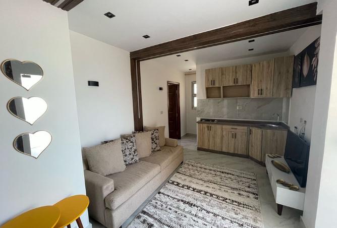 8523037 - Property Image 2