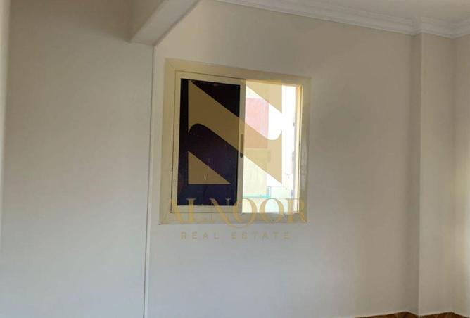 8560933 - Property Image 2