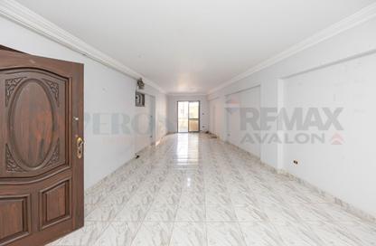 Apartment - 3 - 2 for sale in Abdel Salam Aref St. - Saraya - Sidi Beshr - Hay Awal El Montazah - Alexandria Apartment - 3 - 2 for sale in Abdel Salam Aref St. - Saraya - Sidi Beshr - Hay Awal El Montazah - Alexandria