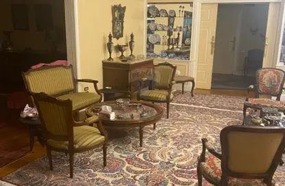 Apartment - 3 Bedrooms - 3 Bathrooms for sale in Mahmoud Azmy St. - Zamalek - Cairo Apartment - 3 Bedrooms - 3 Bathrooms for sale in Mahmoud Azmy St. - Zamalek - Cairo