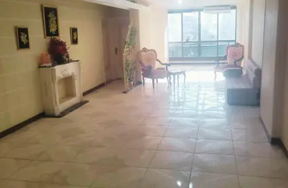 Apartment - 3 Bedrooms - 1 Bathroom for rent in Gamal Abdel Nasser Road - Sidi Beshr - Hay Awal El Montazah - Alexandria