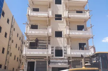 شقة - 3 غرف نوم - 2 حمامات للبيع في شارع النوادي - حدائق اكتوبر - مدينة 6 أكتوبر - الجيزة