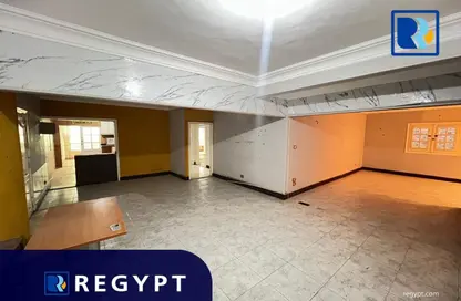 Office Space - 3 Bedrooms - 2 Bathrooms for rent in Cornish El Nile St. - Maadi - Hay El Maadi - Cairo
