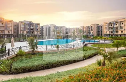 (بنتهاوس  (روف - 3 غرف نوم - 4 حمامات للبيع في جاليريا  مون فالى - المستثمرين الجنوبية - مدينة القاهرة الجديدة - القاهرة