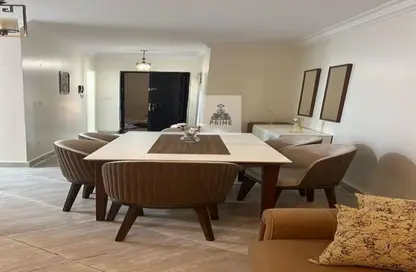 شقة - 3 غرف نوم - 2 حمامات للايجار في حى القرنفل - التجمع الخامس - مدينة القاهرة الجديدة - القاهرة