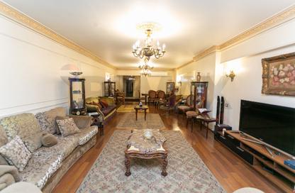 Apartment - 3 Bedrooms - 2 Bathrooms for sale in Kamal Eldin Salah St. - Smouha - Hay Sharq - Alexandria