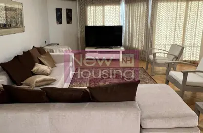 شقة - 3 غرف نوم - 3 حمامات للبيع في الزمالك - القاهرة