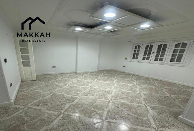 8637416 - Property Image 2