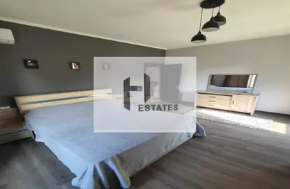 Apartment - 2 Bedrooms - 1 Bathroom for rent in The Village - South Investors Area - New Cairo City - Cairo